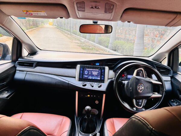 Toyota Innova Crysta 2.4 Diesel