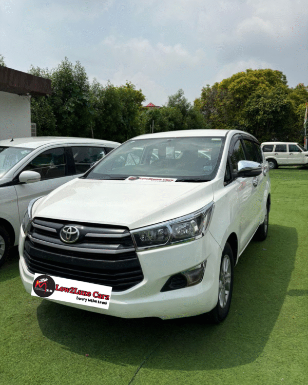 Toyota Innova Crysta 2018 2.4G - Image 4